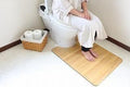 kirisai 桐のはっ水消臭トイレマット 60×80cm