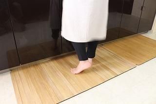 kirisai 桐のはっ水消臭キッチンマット 90×120cm